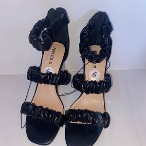 never worn got for a school dance but they didn’t match my dress